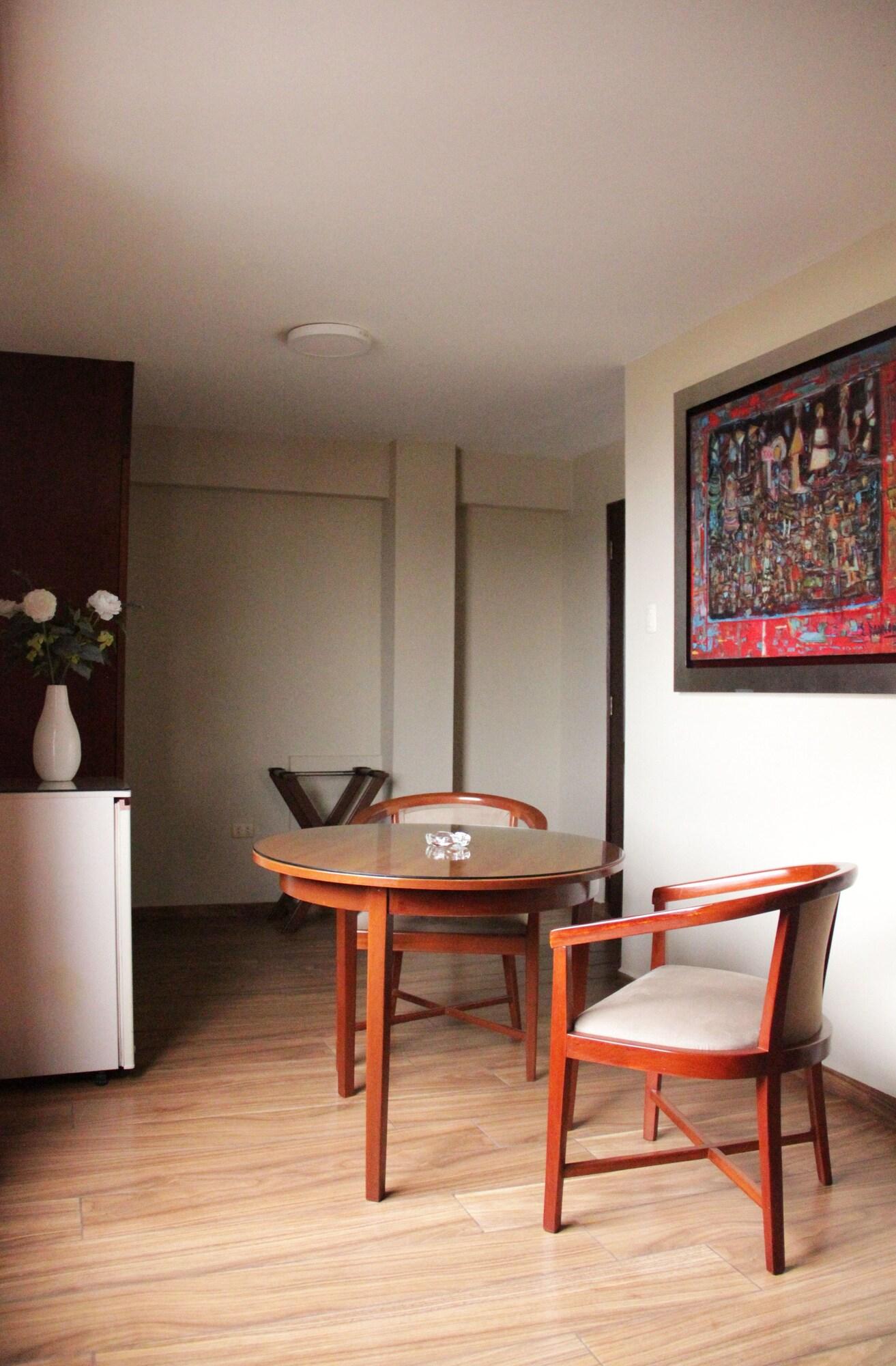 Hotel Park Suites Lima Exteriör bild