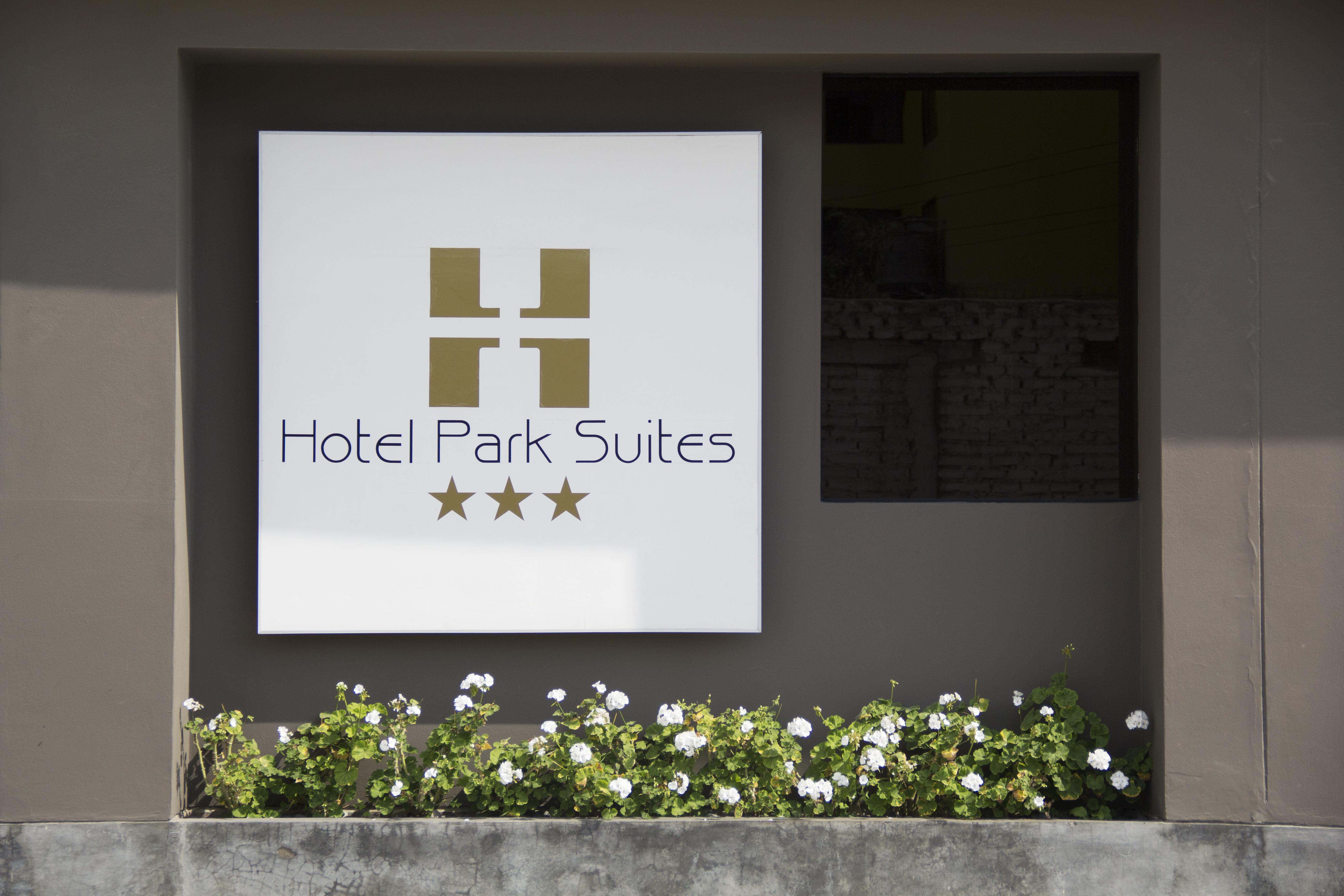 Hotel Park Suites Lima Exteriör bild