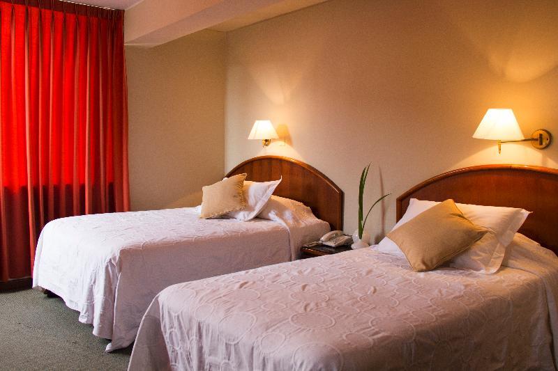 Hotel Park Suites Lima Exteriör bild