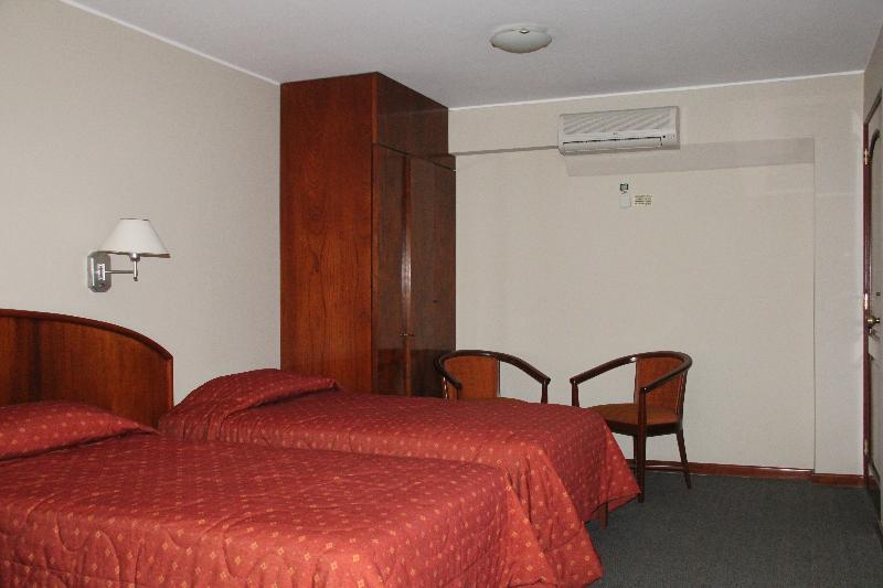 Hotel Park Suites Lima Exteriör bild