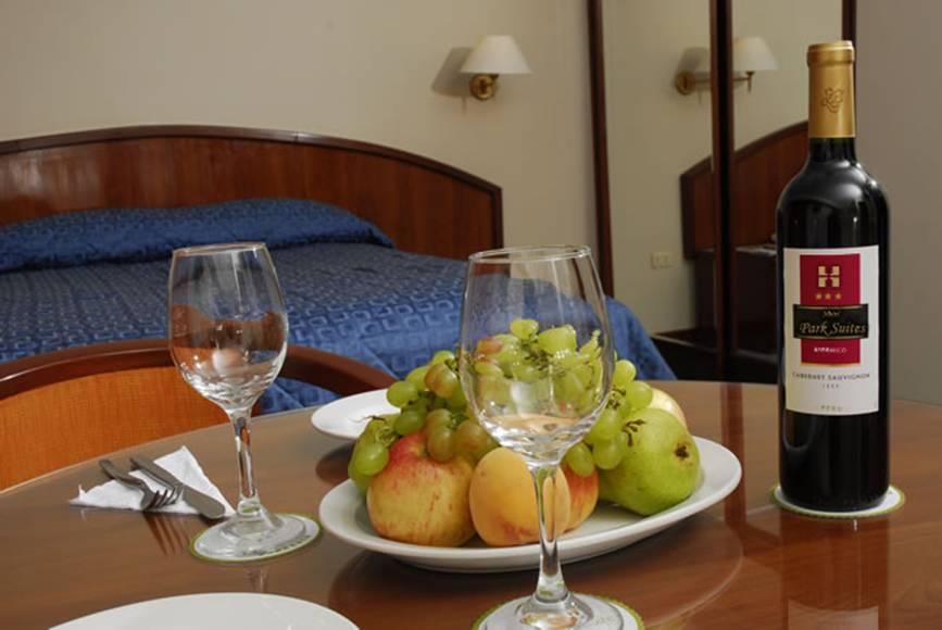 Hotel Park Suites Lima Rum bild