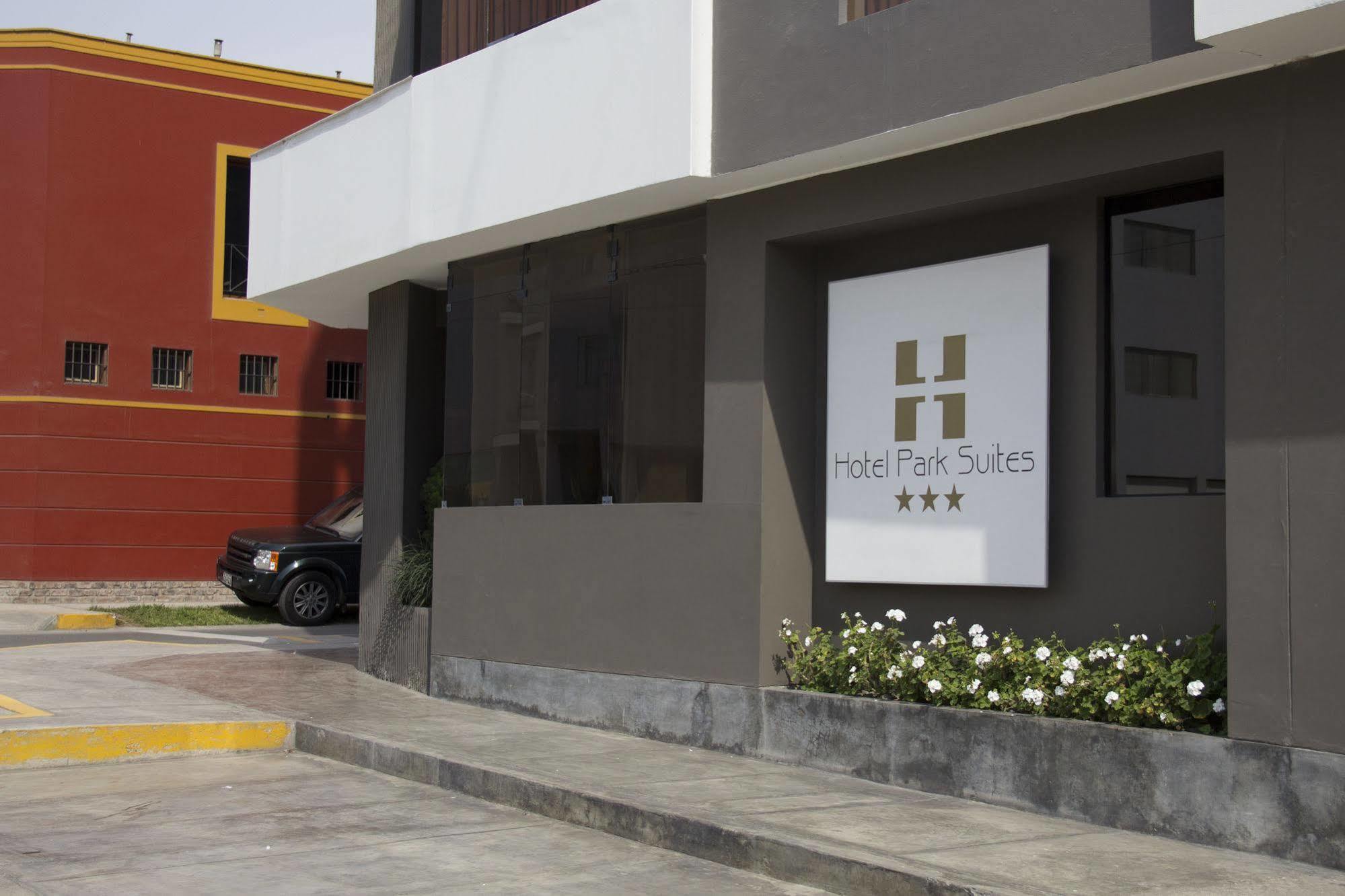 Hotel Park Suites Lima Exteriör bild